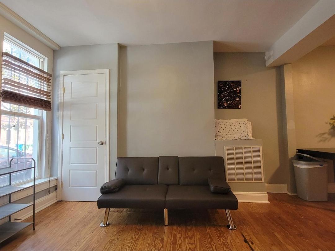 Budget Bed Room Near Downtown Inner Harbor W Free Parking Baltimora Esterno foto